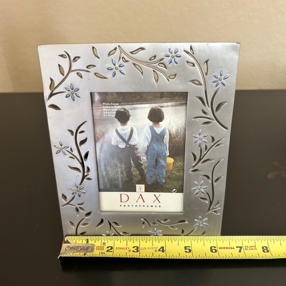 Dax Photo Frame Silver with Blue Flowers cut out Leaves. - Picture 3 of 7